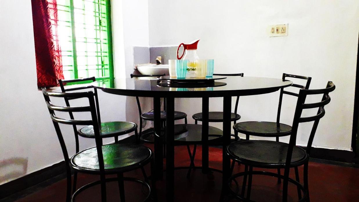 Seenu'S Pg Accommodation Palakkad Eksteriør bilde